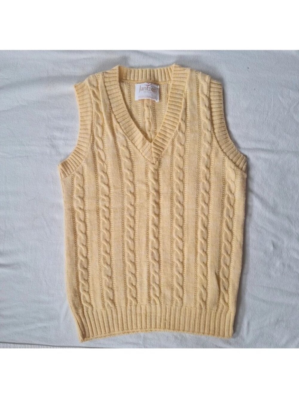 Jantzen Yellow Cable Knit Sleeveless Sweater Vest Size S Small Vintage 80s 90s